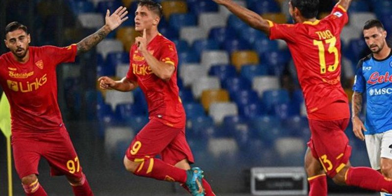 Dự Đoán Trận Lecce vs Napoli, 23h00 Ngày 03/05: Đại Bàng Gặp Bão? 3 Lecce vs Napoli